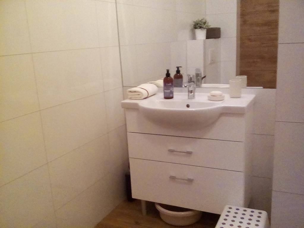 Ferienwohnung Karmazynowy Apartament Nad Morzem Kolberg Exterior foto